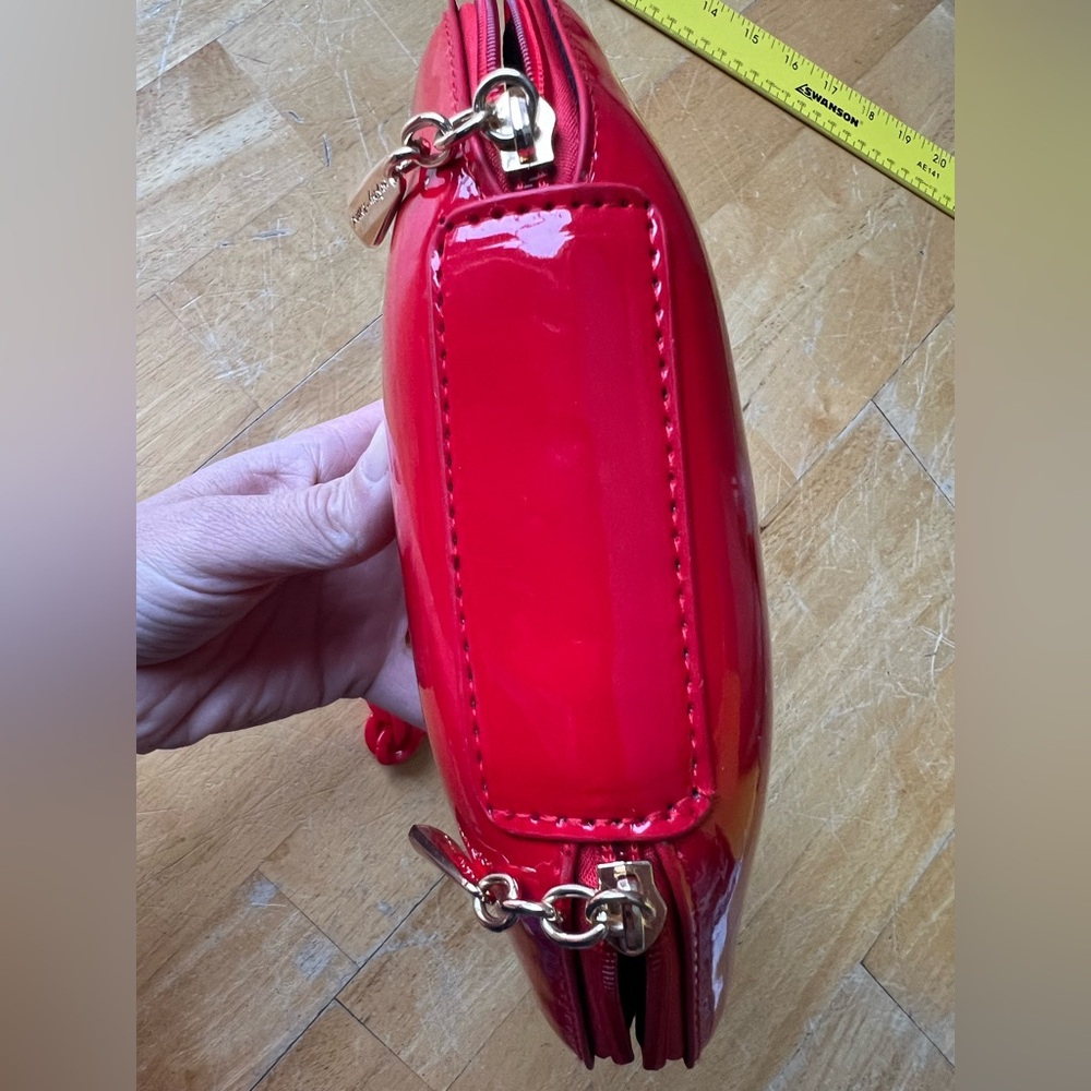 Red Lip-Shaped Women's purse Betsy Johnson vintage - Picture 14 of 16